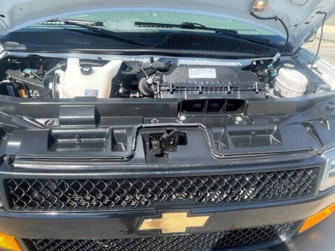 2021 Chevrolet Express 2500