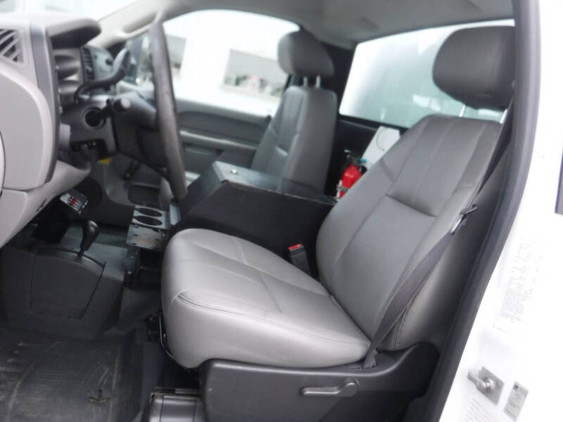 2014 Chevrolet Silverado 3500HD CC