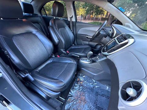 2017 Chevrolet Sonic Premier Auto