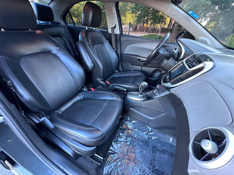 2017 Chevrolet Sonic Premier Auto