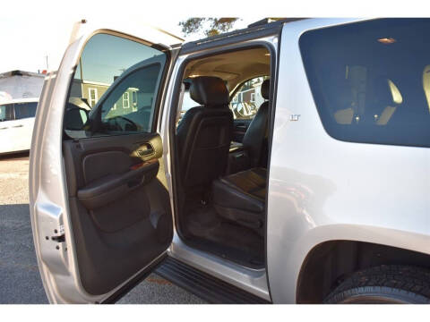 2014 Chevrolet Suburban LT