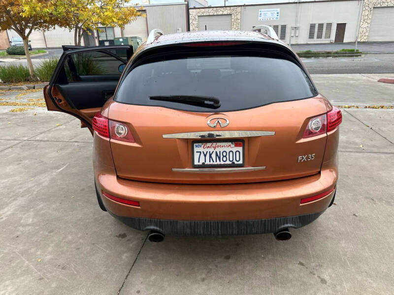 2004 Infiniti FX35