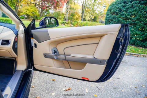 2015 Aston Martin DB9 Volante