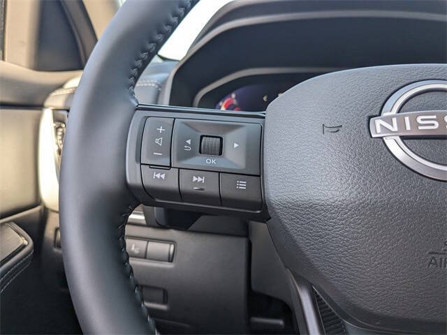 2025 Nissan Rogue Platinum