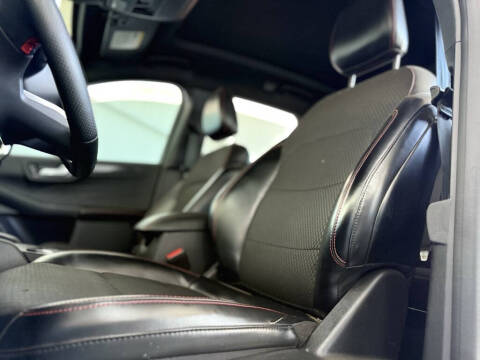 2023 Ford Escape ST-Line Select