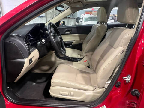 2018 Acura ILX w/Premium