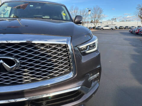 2024 Infiniti QX80 Luxe