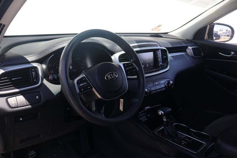 2019 Kia Sorento L