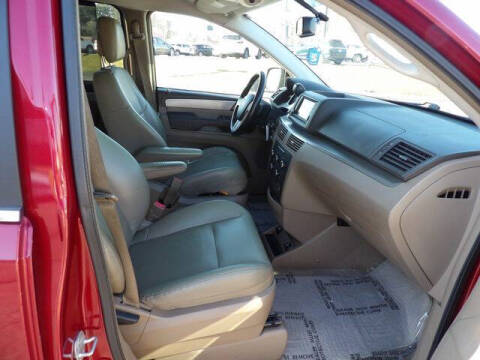 2012 Volkswagen Routan