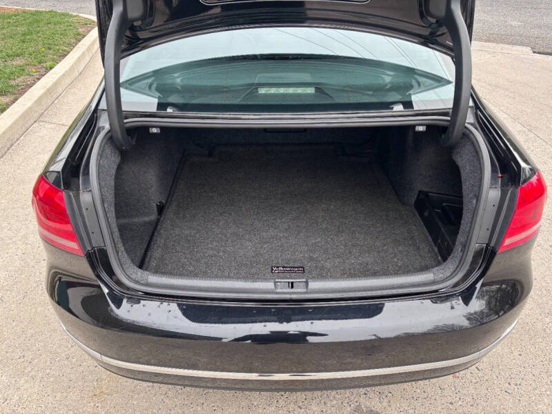 2013 Volkswagen Passat TDI SEL Premium