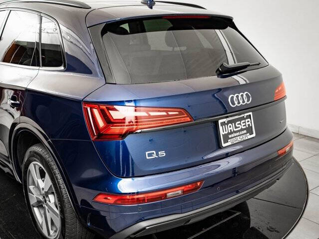 2025 Audi Q5 quattro Premium 40 TFSI