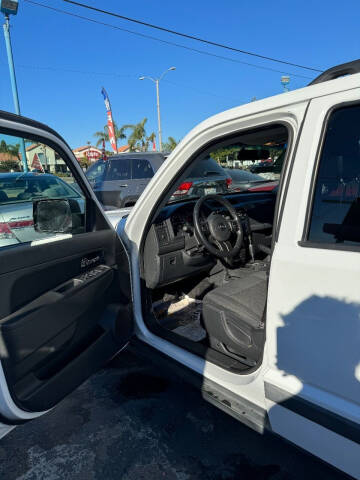 2012 Jeep Liberty Sport