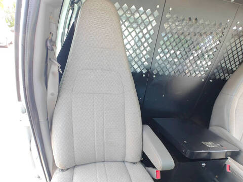 2017 Chevrolet Express 2500