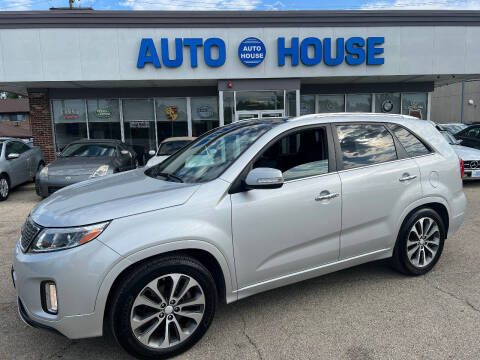 2014 Kia Sorento for sale at Auto House Motors in Downers Grove IL