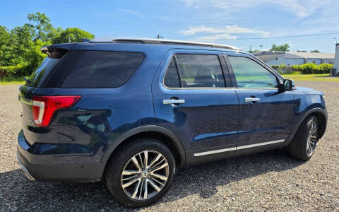 2017 Ford Explorer Platinum