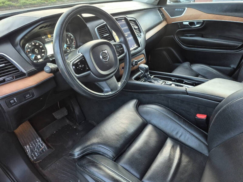 2017 Volvo XC90 T6 Inscription