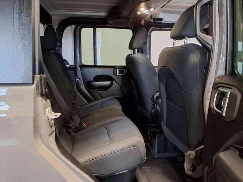 2022 Jeep Gladiator Willys