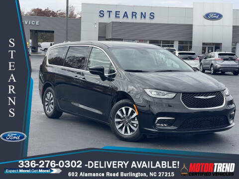 2022 Chrysler Pacifica Hybrid for sale at Stearns Ford in Burlington NC