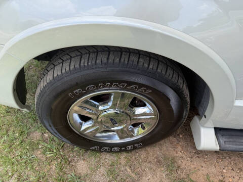 2005 Ford Expedition Limited
