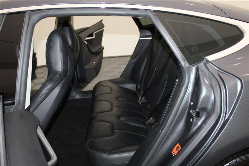 2015 Tesla Model S