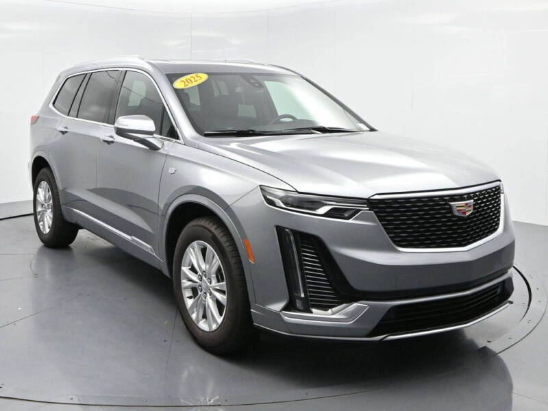 2025 Cadillac XT6 Luxury