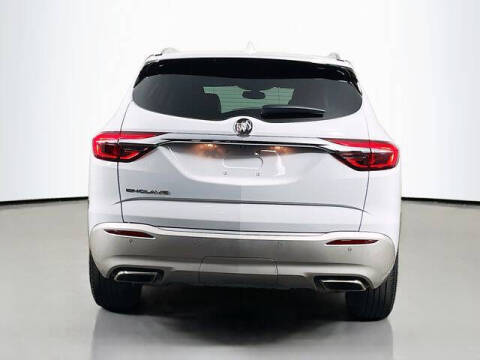 2020 Buick Enclave Essence