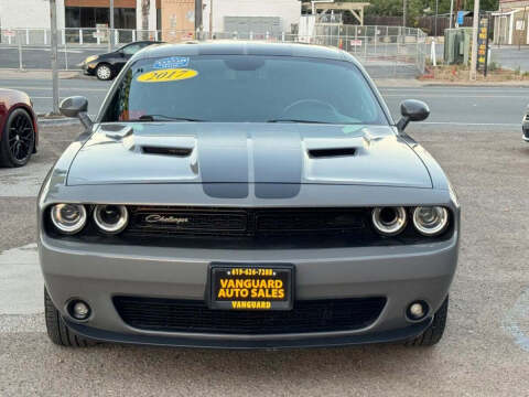 2017 Dodge Challenger SXT