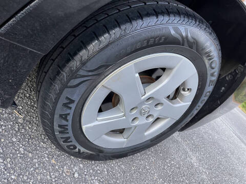 2011 Toyota Prius Two