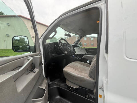 2016 Chevrolet Express 2500