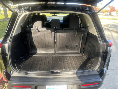 2022 Nissan Pathfinder S