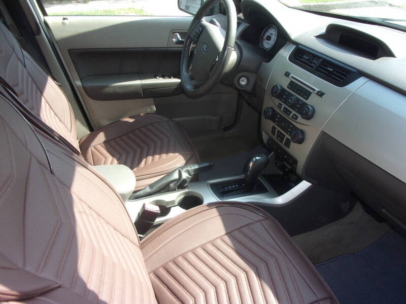 2010 Ford Focus SEL