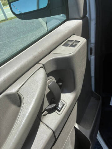2015 Chevrolet Express 2500