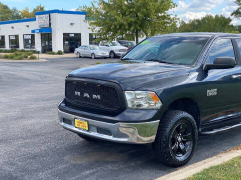 2016 RAM 1500 SLT
