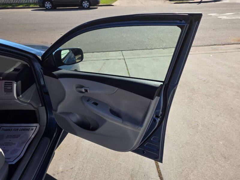 2012 Toyota Corolla L