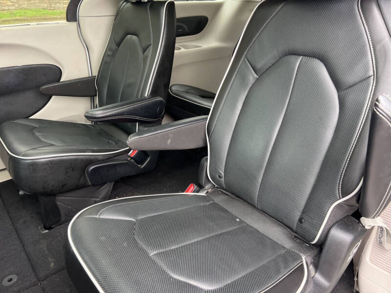 2022 Chrysler Pacifica Limited