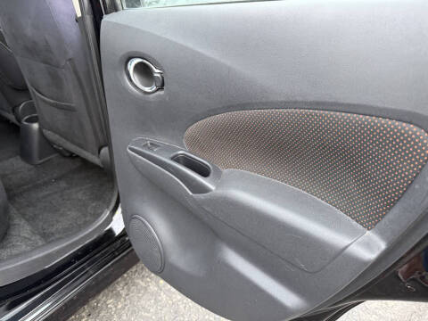 2018 Nissan Versa Note SR