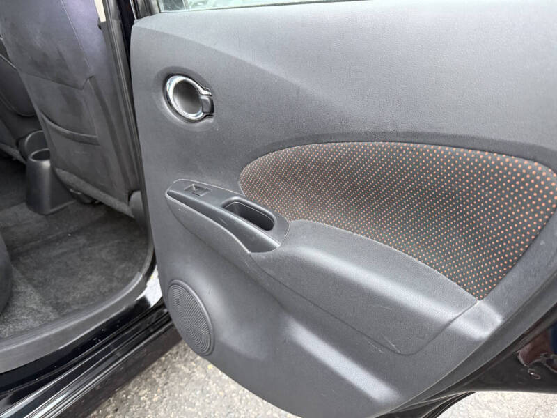 2018 Nissan Versa Note SR