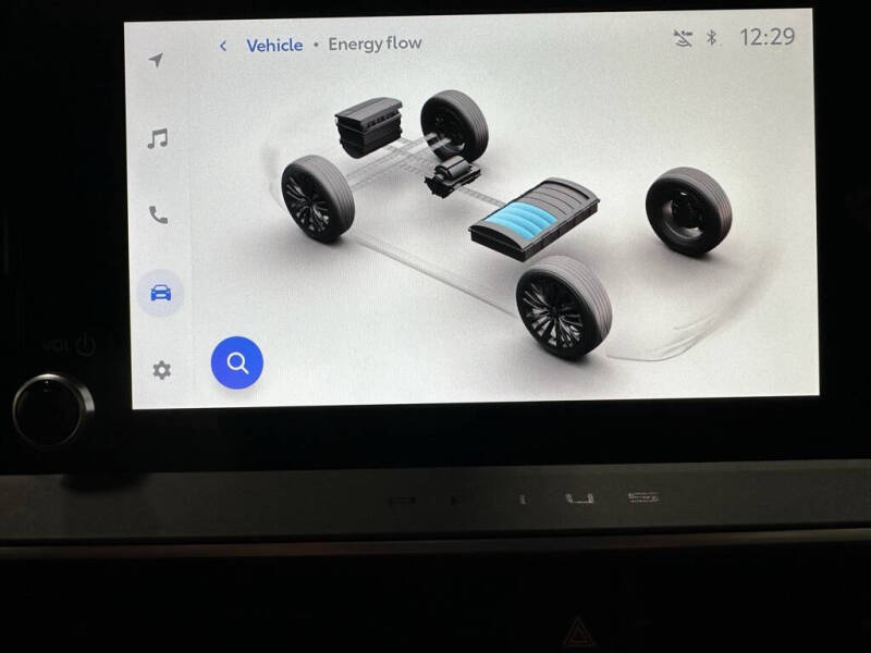 2025 Toyota Prius XLE