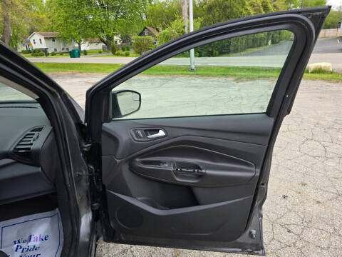 2017 Ford Escape S