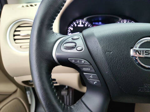 2020 Nissan Pathfinder SL