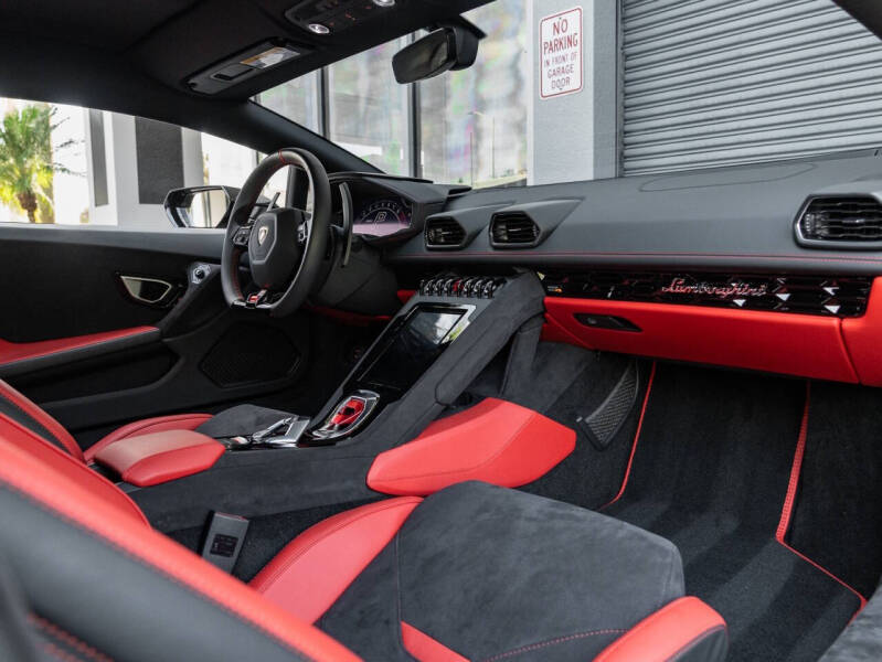 2024 Lamborghini Huracan Tecnica