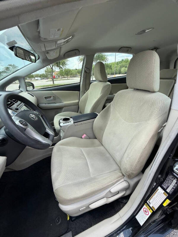 2012 Toyota Prius v Two