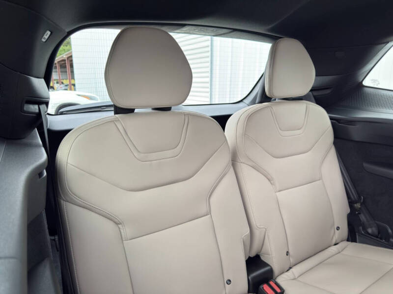 2025 Volvo EX90 Twin Performance Plus 7P