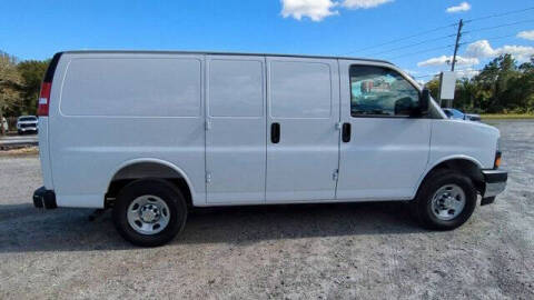 2025 Chevrolet Express 2500