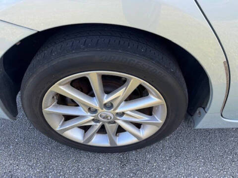 2012 Toyota Prius v Three