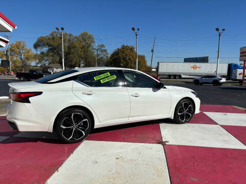 2024 Nissan Altima 2.5 SR