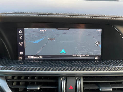 2022 Alfa Romeo Stelvio Quadrifoglio