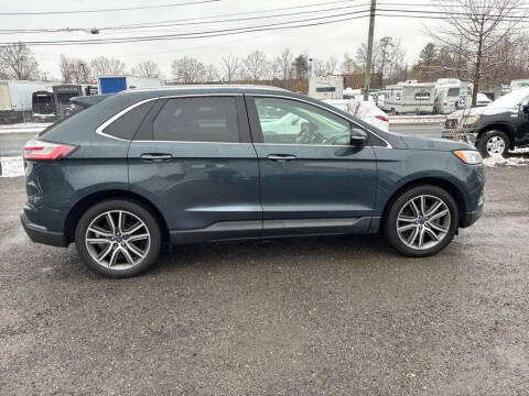2019 Ford Edge Titanium