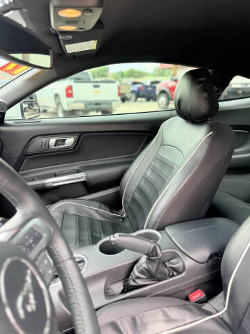 2019 Ford Mustang EcoBoost