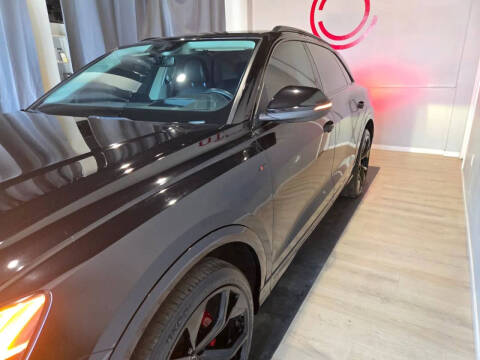 2020 Audi Q8 quattro Prestige 55 TFSI